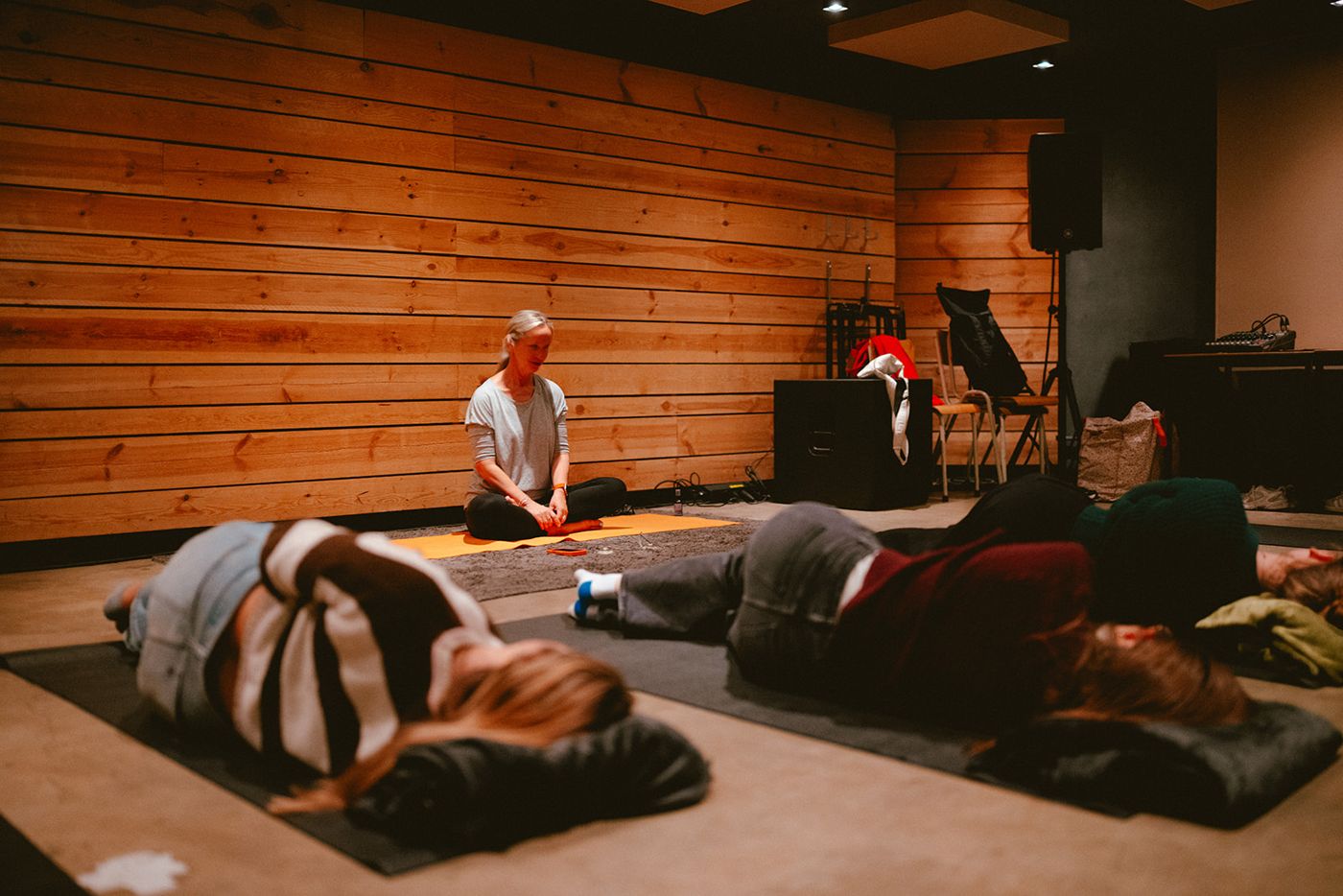Yogasessie op Takeoff Day van Cronos